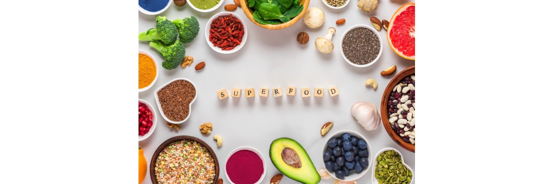 Superfoods: la tua guida completa per una dieta ricca di nutrienti