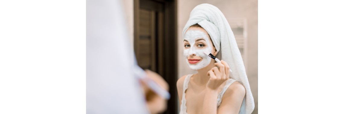 Argilla bianca in cosmetica: rigenera e purifica la pelle - guida completa