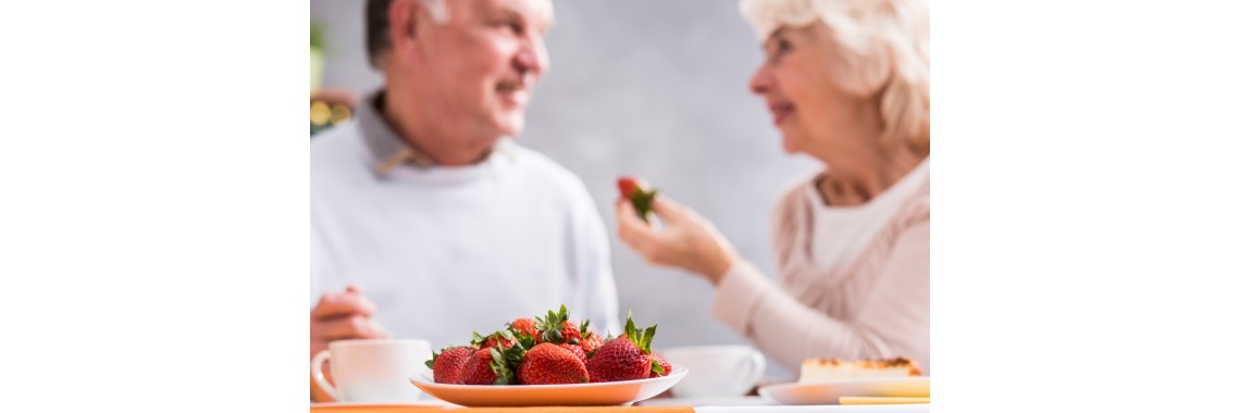 Fragole: migliorano la funzione cognitiva e abbassano la pressione negli anziani