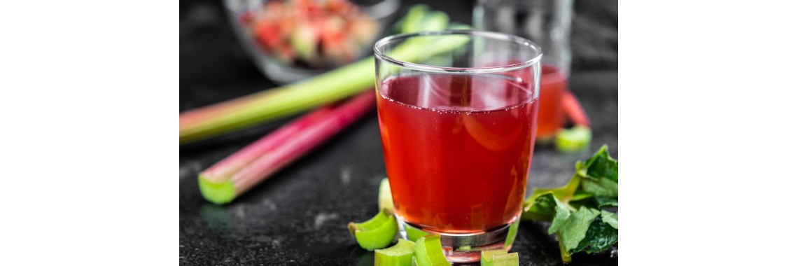 Liquore di rabarbaro: un elisir aromatico che rinvigorisce corpo e spirito